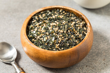 Dry Organic Japanese Furikake Seasoning with Seaweed and Sesame Seeds