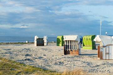Strand von Norddeich an einem bewölkten Tag