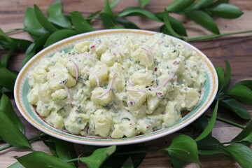 spinach and feta salad / salad abocado and popato