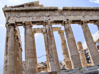 Obraz premium Ancient Parthenon Columns in Athens, Greece