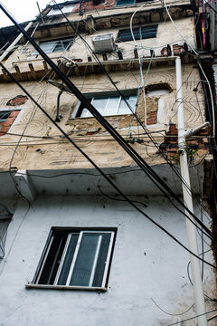 Favela  adoss&eacute;e aux colines de Rio de Janeiro