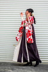 袴姿の女性の後ろ姿_後ろ姿