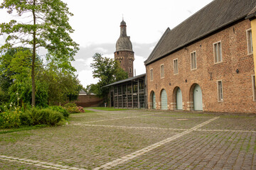 Zons am Rhein