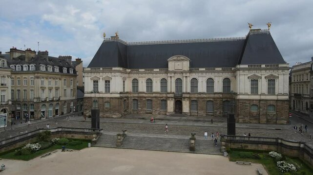 vue a&eacute;rienne drone adobe Rennes Parlement de Bretagne