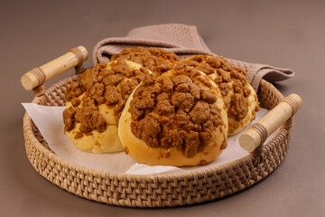Soboro Bread is Korean Peanut Streusel Bread. 