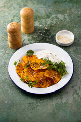 Baked pumpkin with sesame seeds