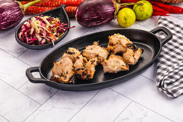 Afgani chicken kebab with white marinade