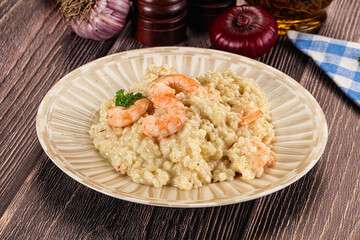 Gourmet risotto with prawn and cheese