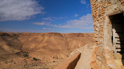 Ksar Chenini,governatorato di Tataouine, Tunisia, resti del tipico villaggio fortificato Berbero...