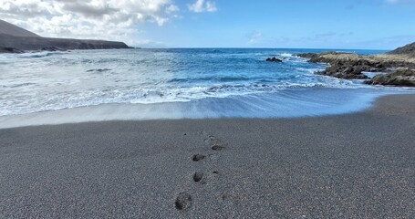 Ocean surf sand water beach horizon 
