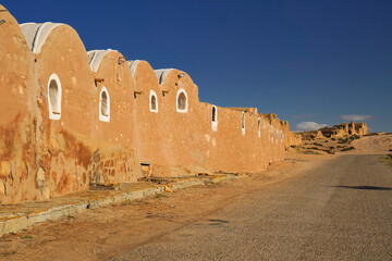 Ksar Ouled Debbab,governatorato di Tataouine, Tunisia, resti del tipico villaggio fortificato...