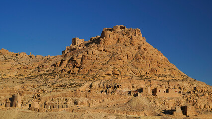 Ksar Douiret,governatorato di Tataouine, Tunisia, resti del tipico villaggio fortificato Berbero...