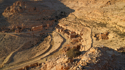 Ksar Douiret,governatorato di Tataouine, Tunisia, resti del tipico villaggio fortificato Berbero...