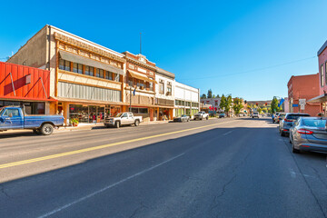Main street, the central road through the historic pioneer town of Colfax, in the Palouse region of North Eastern Washington State, USA