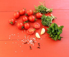 Sun-dried cherry tomatoes on a round tray