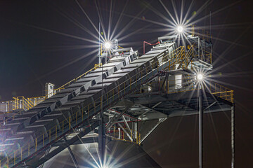 バイオマス発電所夜景