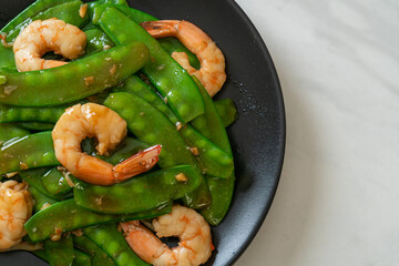 Stir-Fried Green Peas with Shrimp