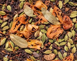 dried herbs and mixed spices