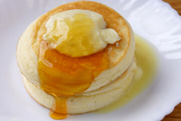 ハチミツとパンケーキ