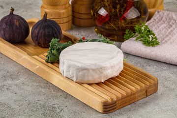 Gourmet round creamy Camembert cheese