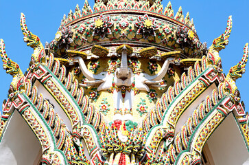 trio de elefantes blancos © kaplan69