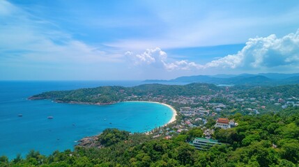 Obraz premium Panoramic View of a Tropical Coastal Town and Bay