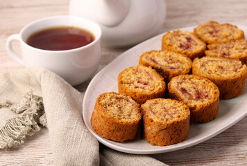 Jam filling roll cookie