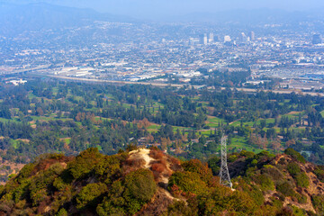 Obraz premium Aerial View of Los Angeles from Griffith Park Hilltop