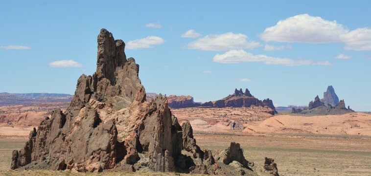 Majestic sandstone formations and scenic beauty of Monument Valley, a Navajo Nation Park spanning across Utah and Arizona is world famous. 
