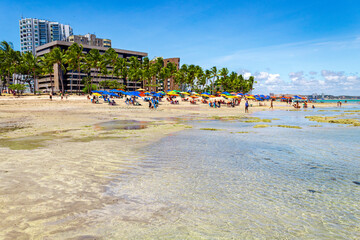 praia de  Maceió, Alagoas, Brasil e suas piscinas naturais de água quente do mar  