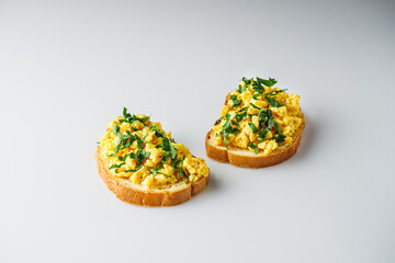 Scrambled Eggs on Toast: A Simple and Delicious Breakfast