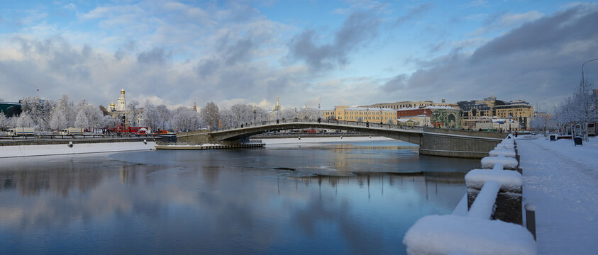 Moscow, Russia-December 31,2024: Pedestrian Luzhkov Bridge across the Vodootvodny Canal. Connects Bolotnaya Square with Kadashevskaya Embankment.
