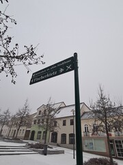 Wegweiser in Strausberg, Brandenburg - zur Wintersaison