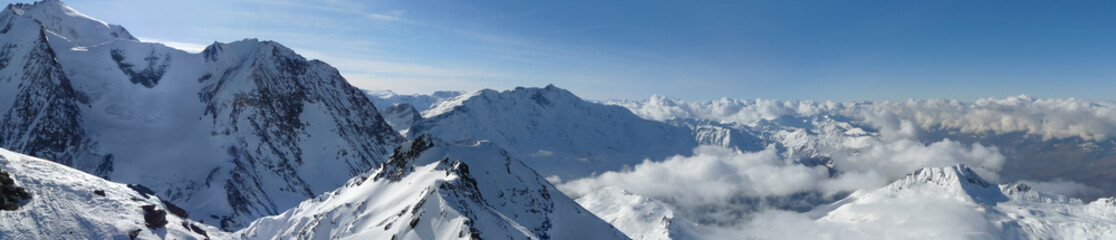 Obraz premium Up High In The French Alps