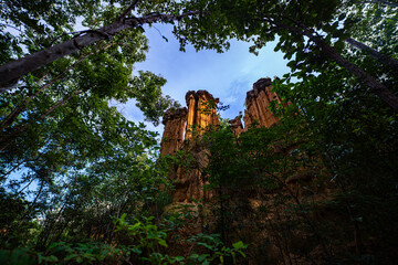 Pha Chor Canyon was created after Ping River changed its course many years ago. The passing of time...