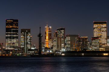 Fototapeta premium 夜の東京 晴海、豊洲の風景