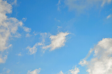 Fototapeta premium Blue sky with white clouds 