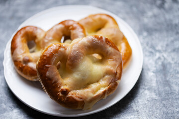 german cheese pretzels