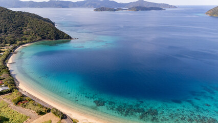 奄美大島瀬戸内町阿室釜の白浜海水浴場