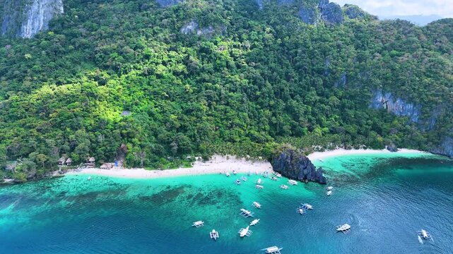 Seven Commandos Beach near El Nido in the north of the Palawan Island, Philippines