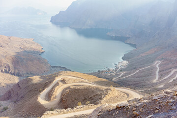 Blick vom Aussichtspunkt Khor Najd auf einen Fjord in der Nähe von Khasab Musandam, Oman