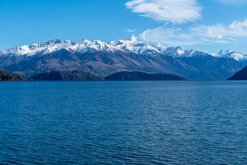 view around lake wanaka new zealand