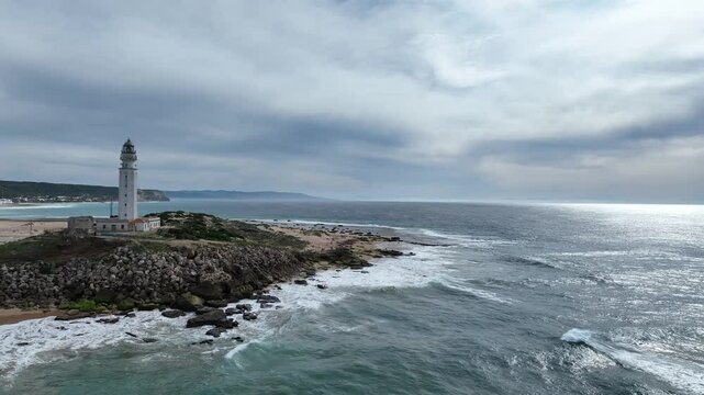 vista a&eacute;rea del faro de Trafalgar en Barbate, Andaluc&iacute;a