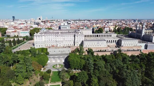 v&iacute;deo con dron del Palacio Real de Madrid Espa&ntilde;a europa