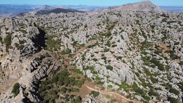 v&iacute;deo con dron del Paraje Natural Torcal de Antequera M&aacute;laga Espa&ntilde;a europa