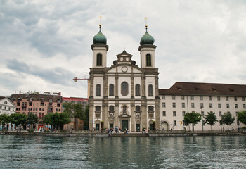The Jesuit Church of St. Francis Xavier or Lucerne Jesuit Church of Lucerne with the Rees River is the first large baroque church built in Switzerland. 