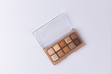 Versatile Neutral Eyeshadow Palette Featuring 10 Stunning Shades for Creating Various Makeup Looks from Natural to Glamorous Styles