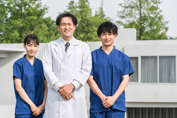 病院にいる医療スタッフ（医師・看護師・医療従事者・大学病院）
