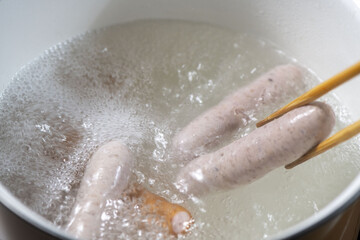 美味しいソーセージの調理
