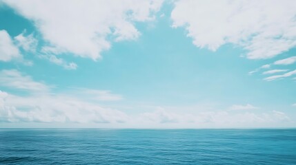 Obraz premium Serene Ocean View Under A Cloudy Sky